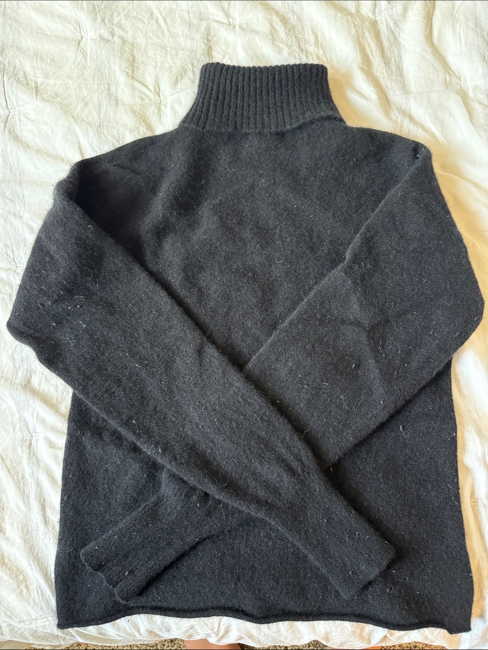 REFORMATION Cashmere Turtleneck Sweater Black Small (read)